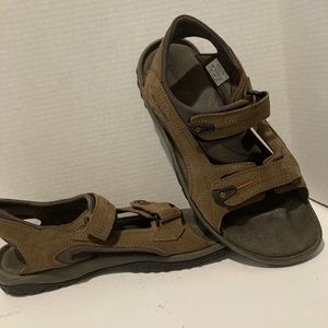 Men’s hiking sandals from Columbia